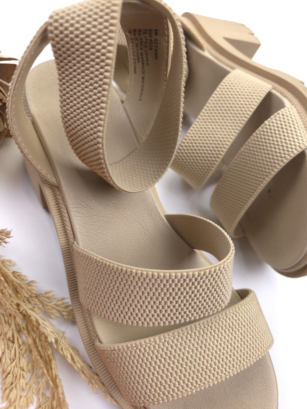 Arizona Neutral Beige Women's Strappy Comfort Sandals Sz 8 - Picture 3 of 11